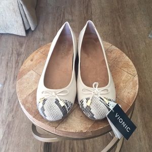 Vionic Minna Ballet Flats